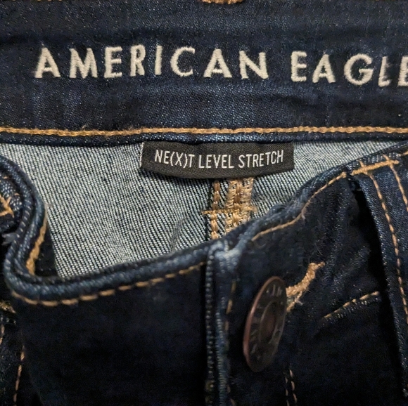 American Eagle Jeans - Jeggings - Next Level Stretch - 10 Long Like new. - Picture 4 of 6